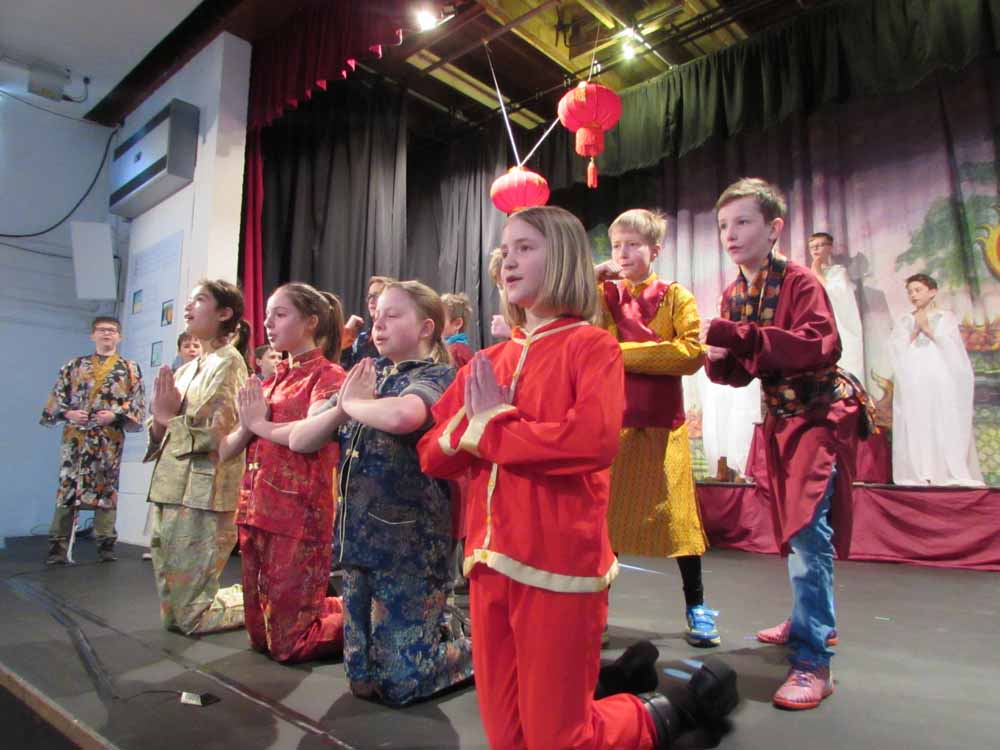 Year 6 Production of 'Mulan', March 2016